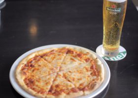 25442817_755388728003827_8872677227456765812_n